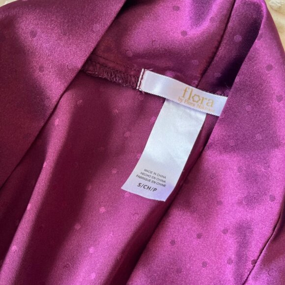 Purple Robe - Picture 6 of 7